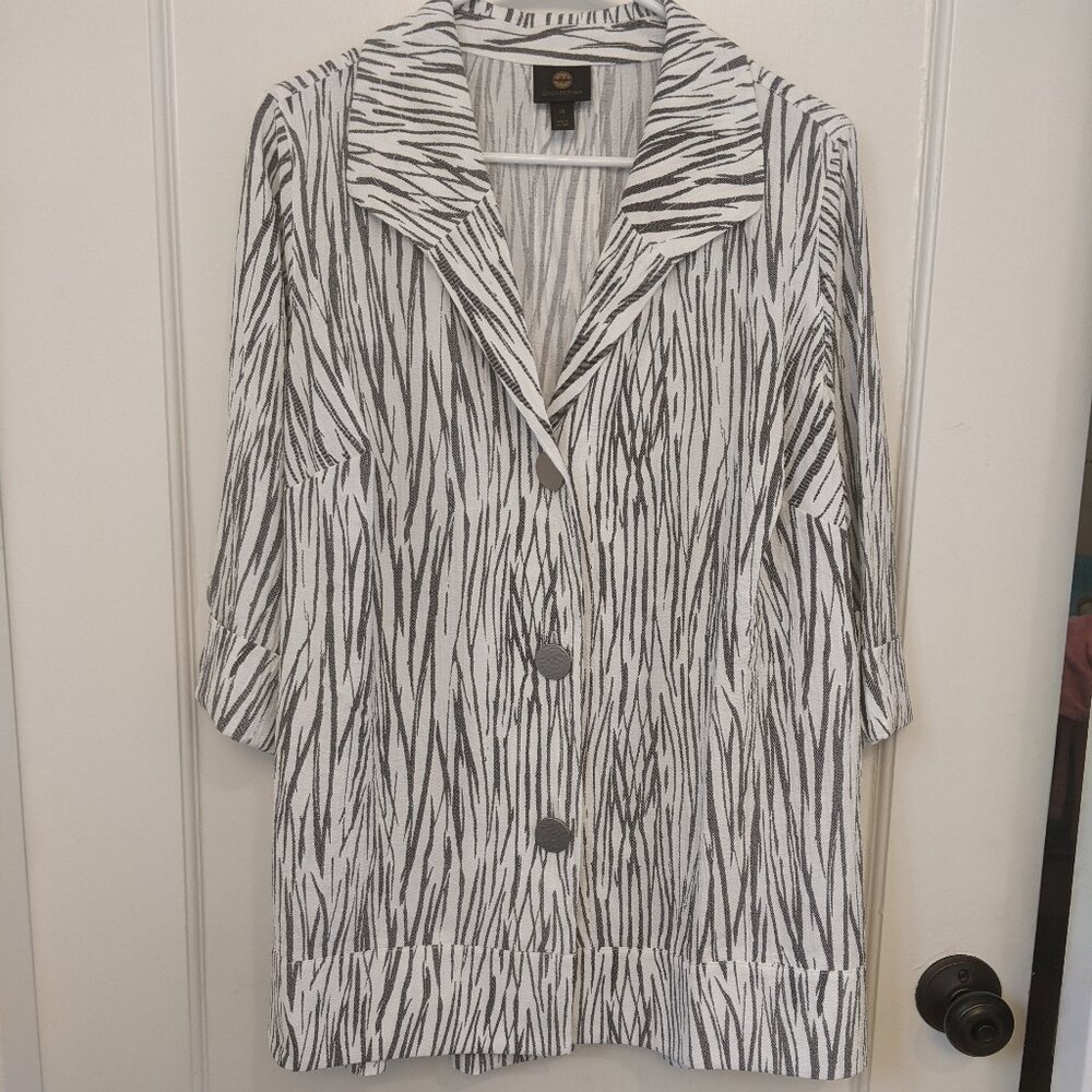 Women's 1X Zebra Animal Print Button Up Shirt Black White Career Business Casual